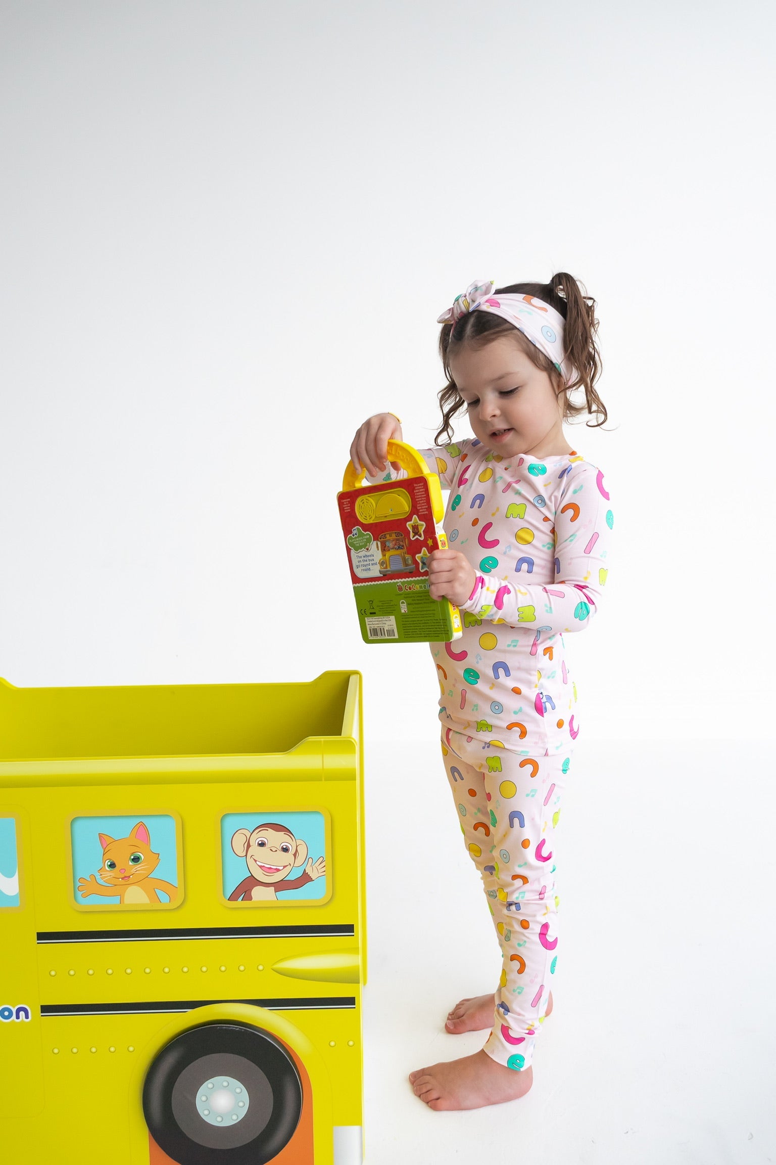 Dream Big Little Co x CoComelon ALPHABET DREAM BOW