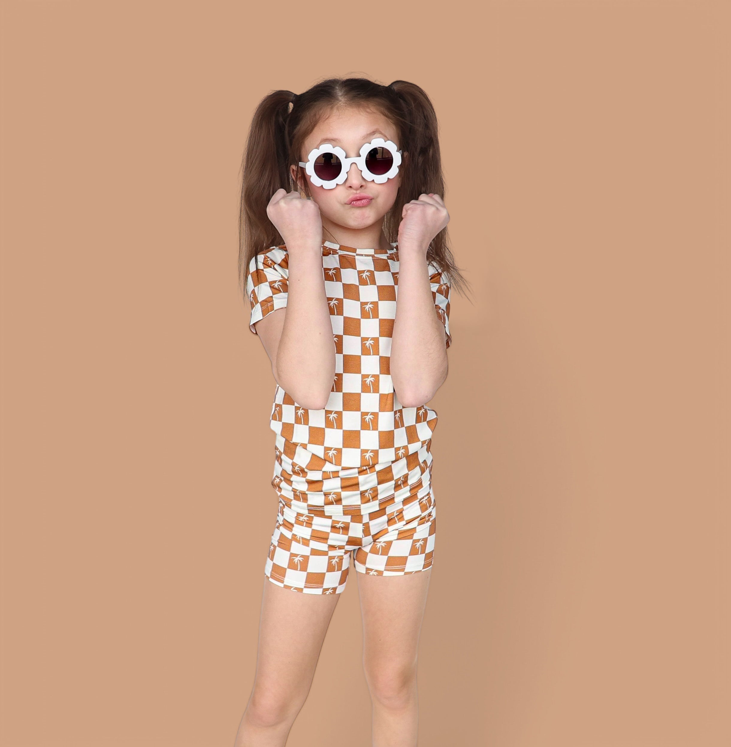 EXCLUSIVE SANDY BEACH CHECKERS DREAM SHORT SET
