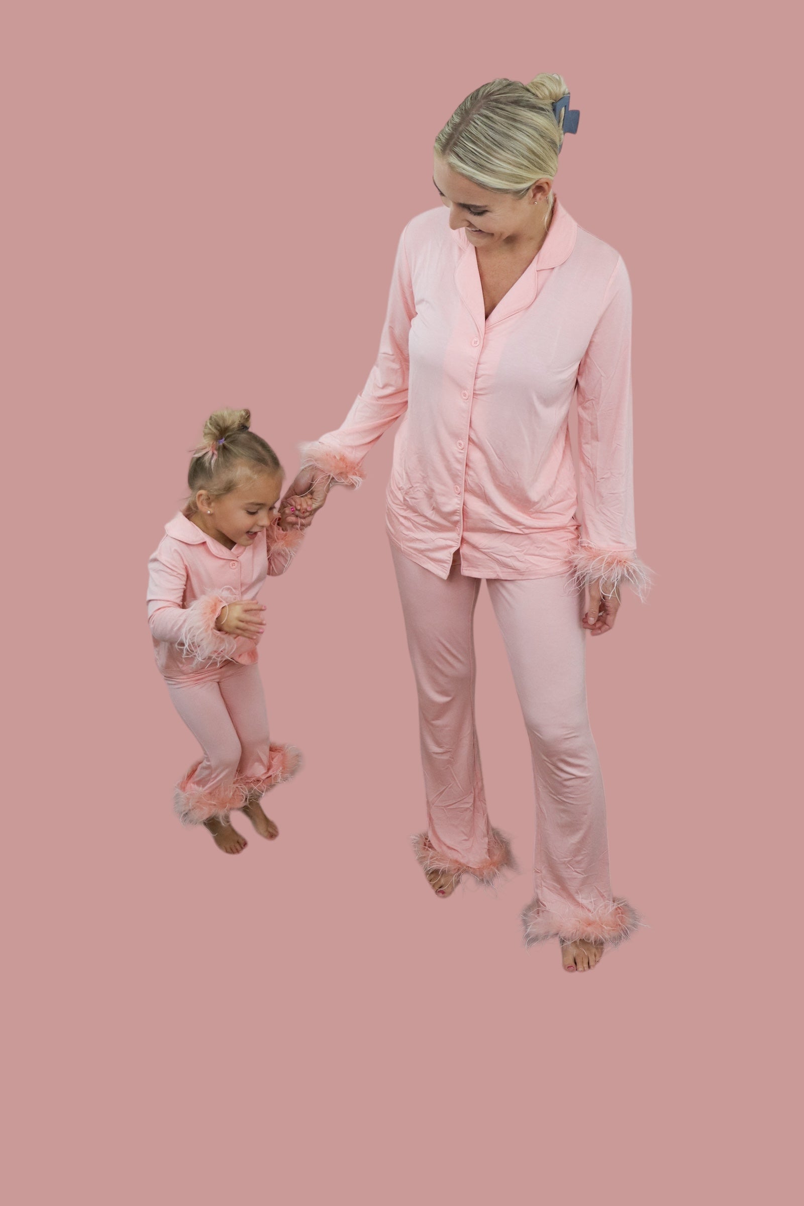 CORAL FEATHERED WOMEN'S DREAM FLARE SET
