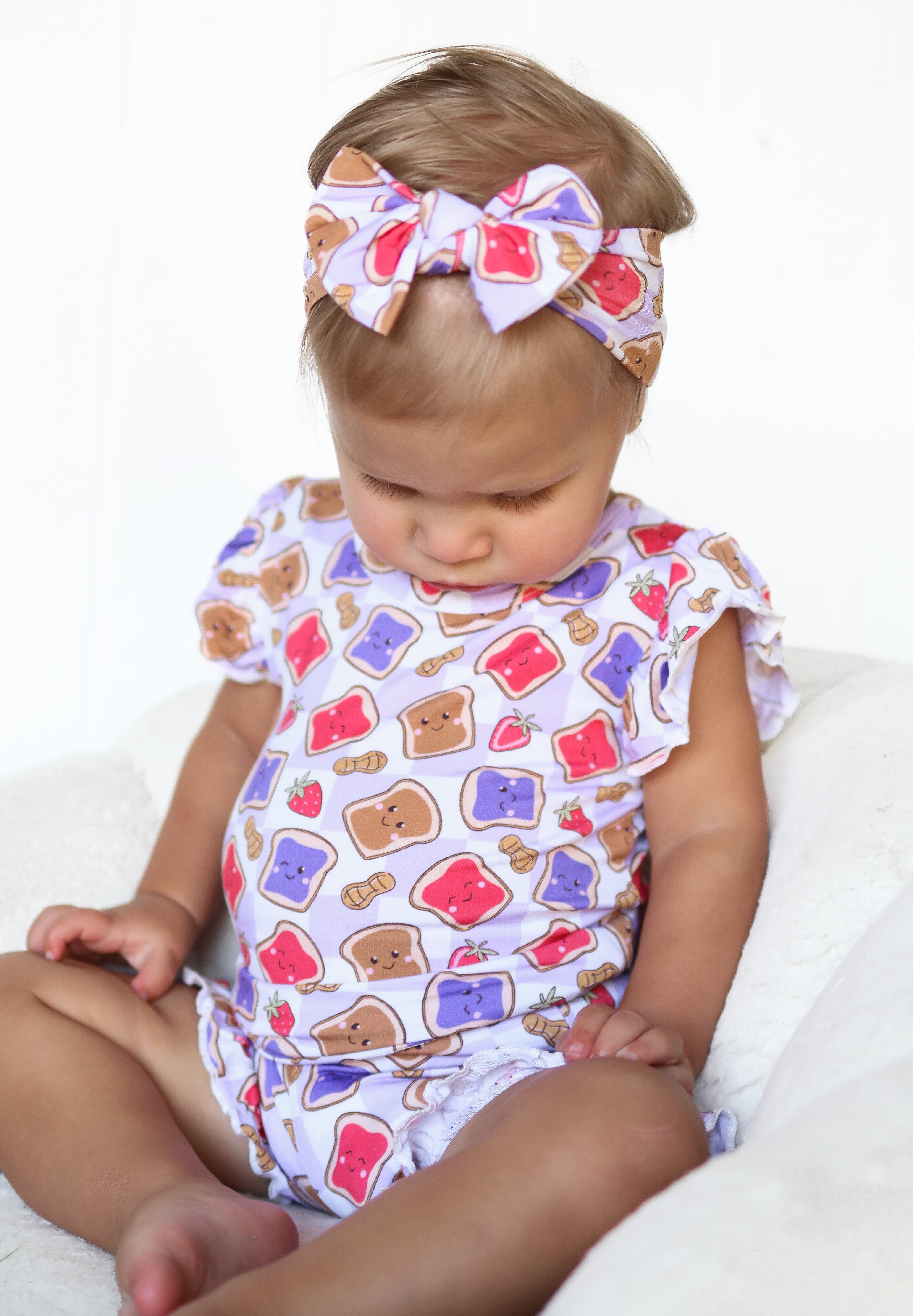 EXCLUSIVE PEANUT BUTTER JELLY TIME DREAM RUFFLE SHORT SET