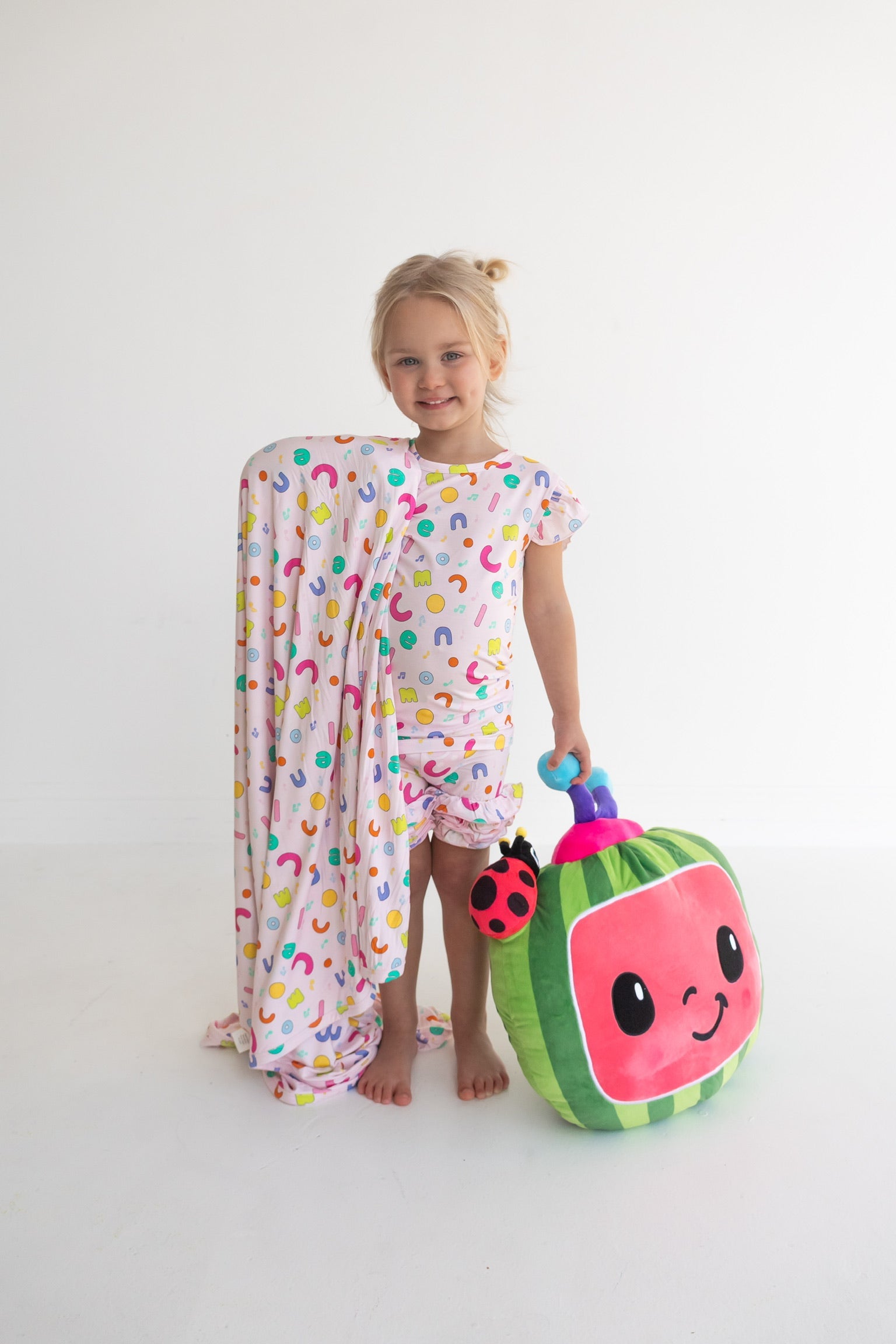 Dream Big Little Co x CoComelon ALPHABET DREAM CAP SEEVE TOP