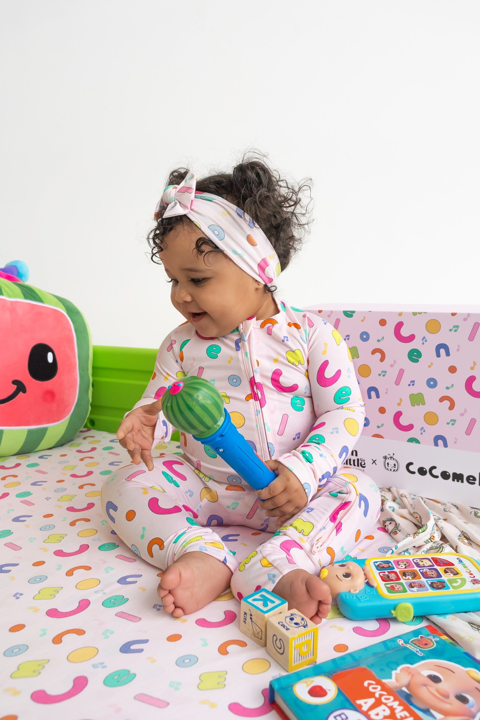 Dream Big Little Co x CoComelon ALPHABET DREAM BOW