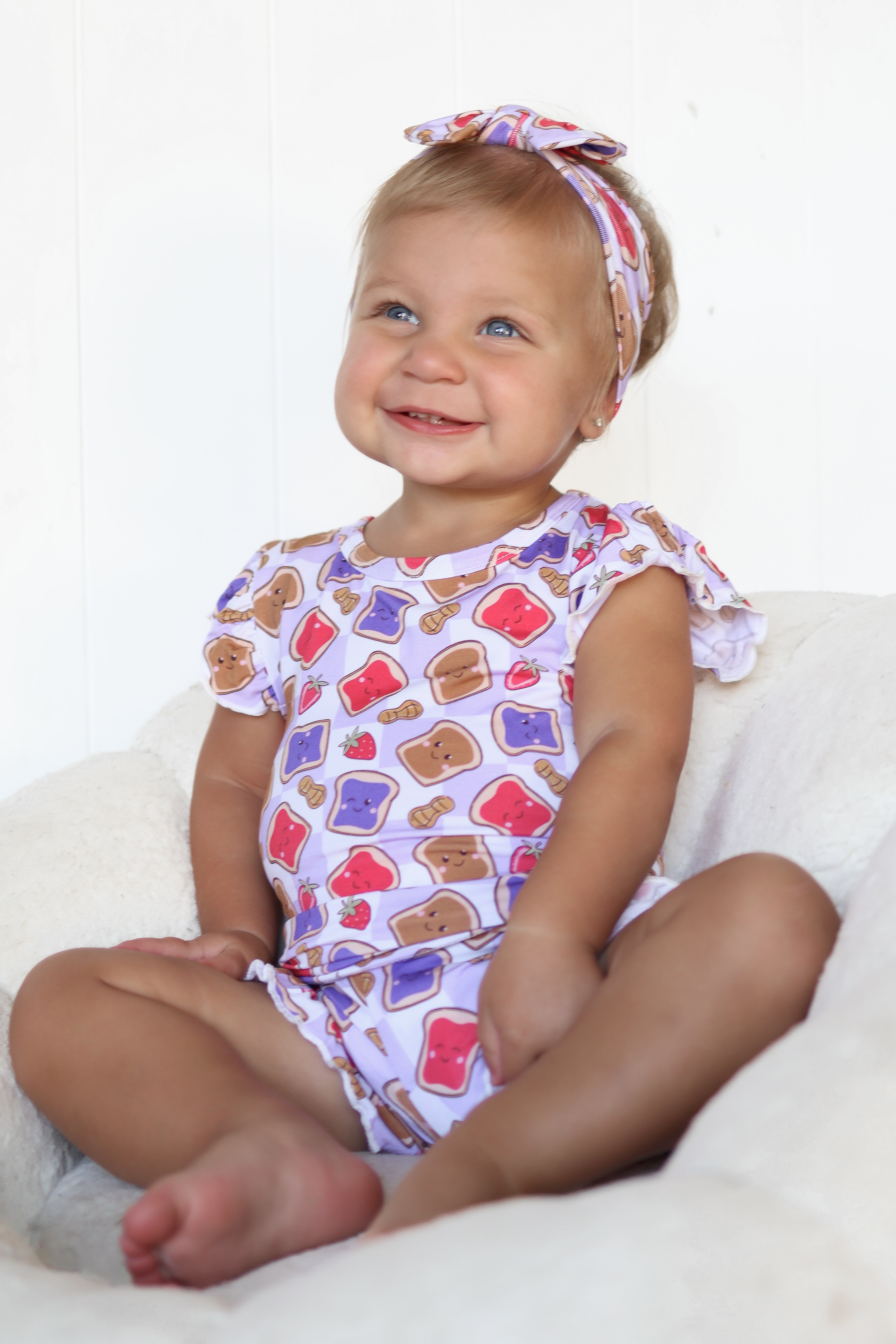 EXCLUSIVE PEANUT BUTTER JELLY TIME DREAM RUFFLE SHORT SET