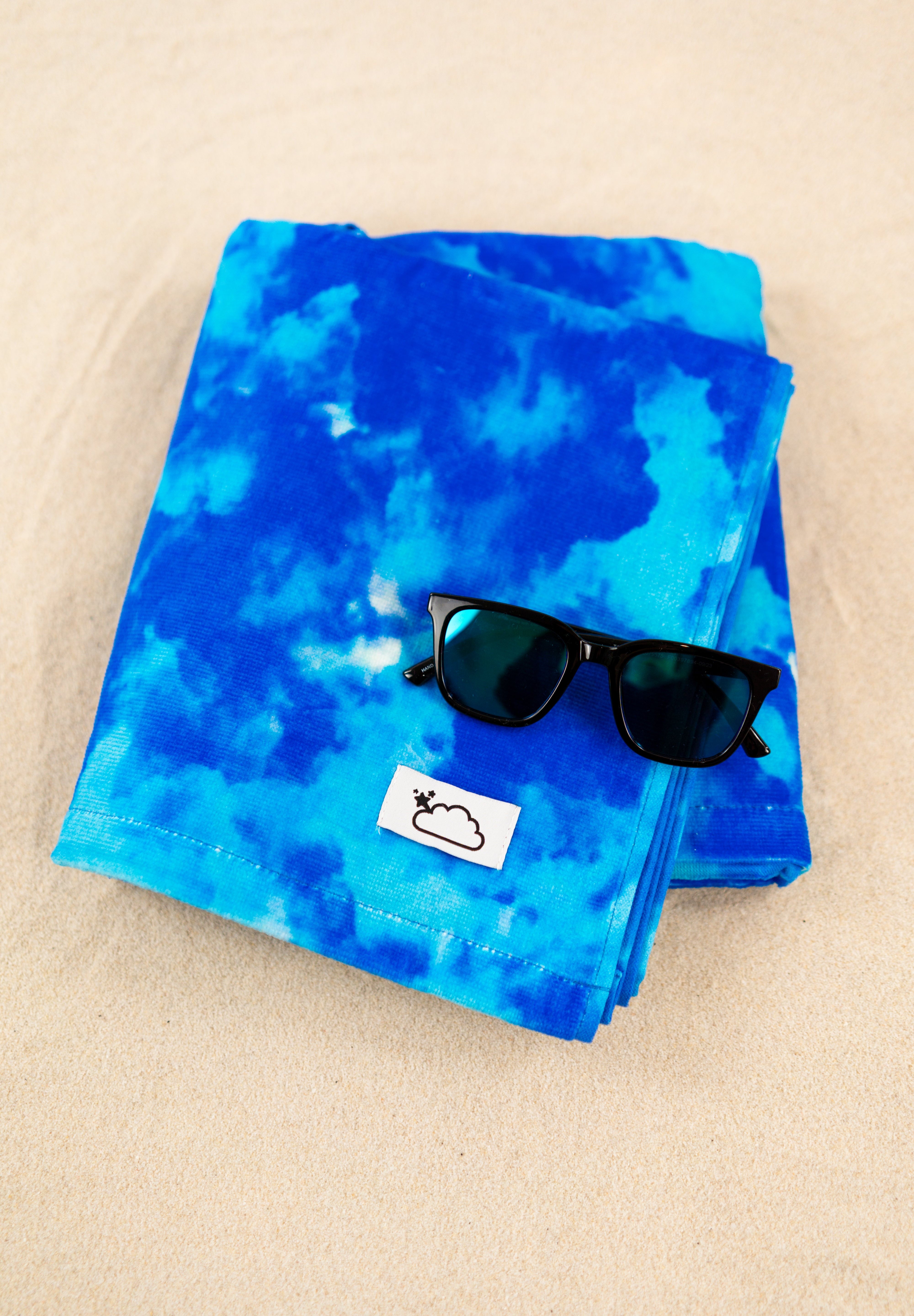 SAPPHIRE SEAS DREAM TOWEL