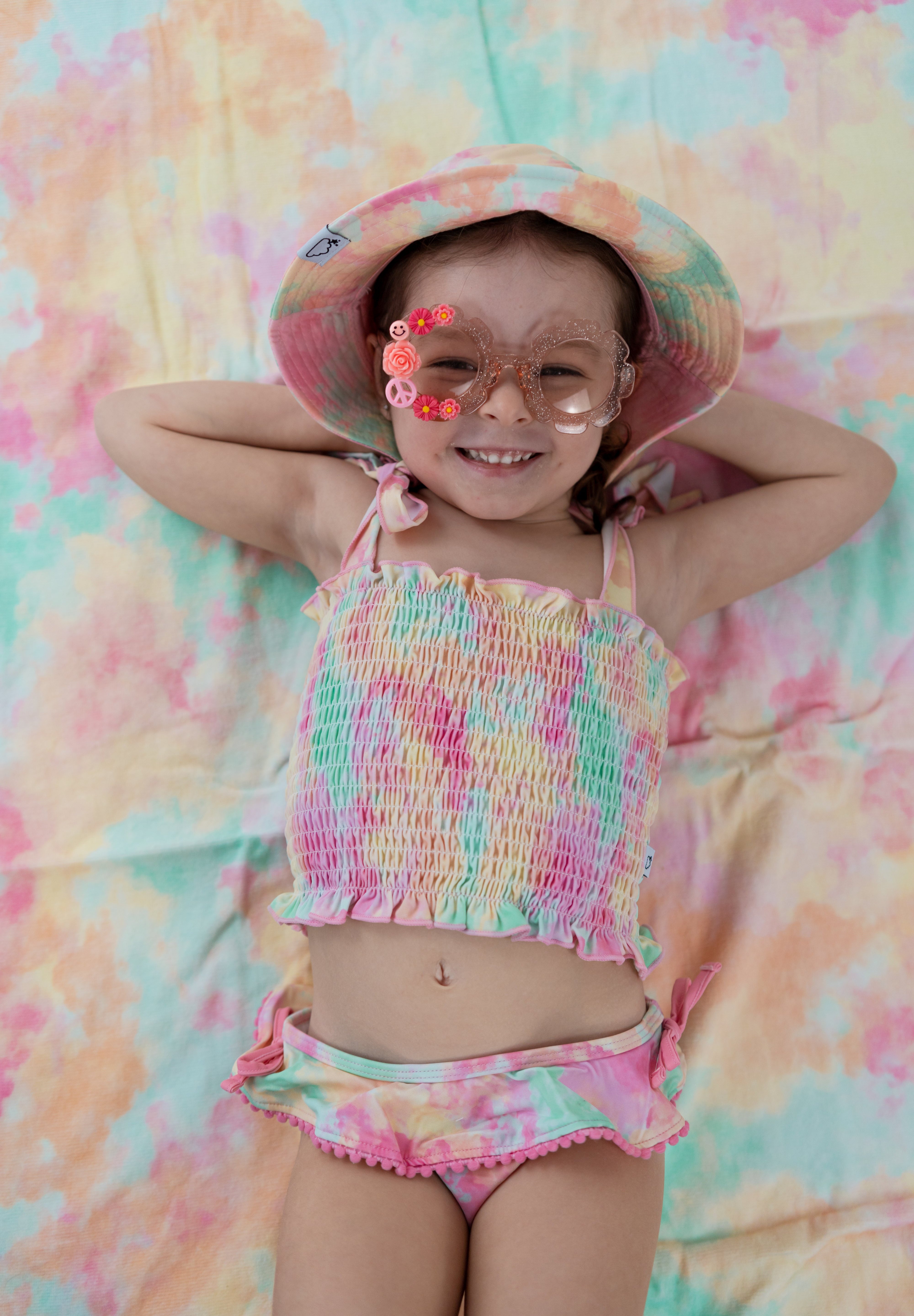 RAINBOW CLOUDS DREAM BUCKET HAT