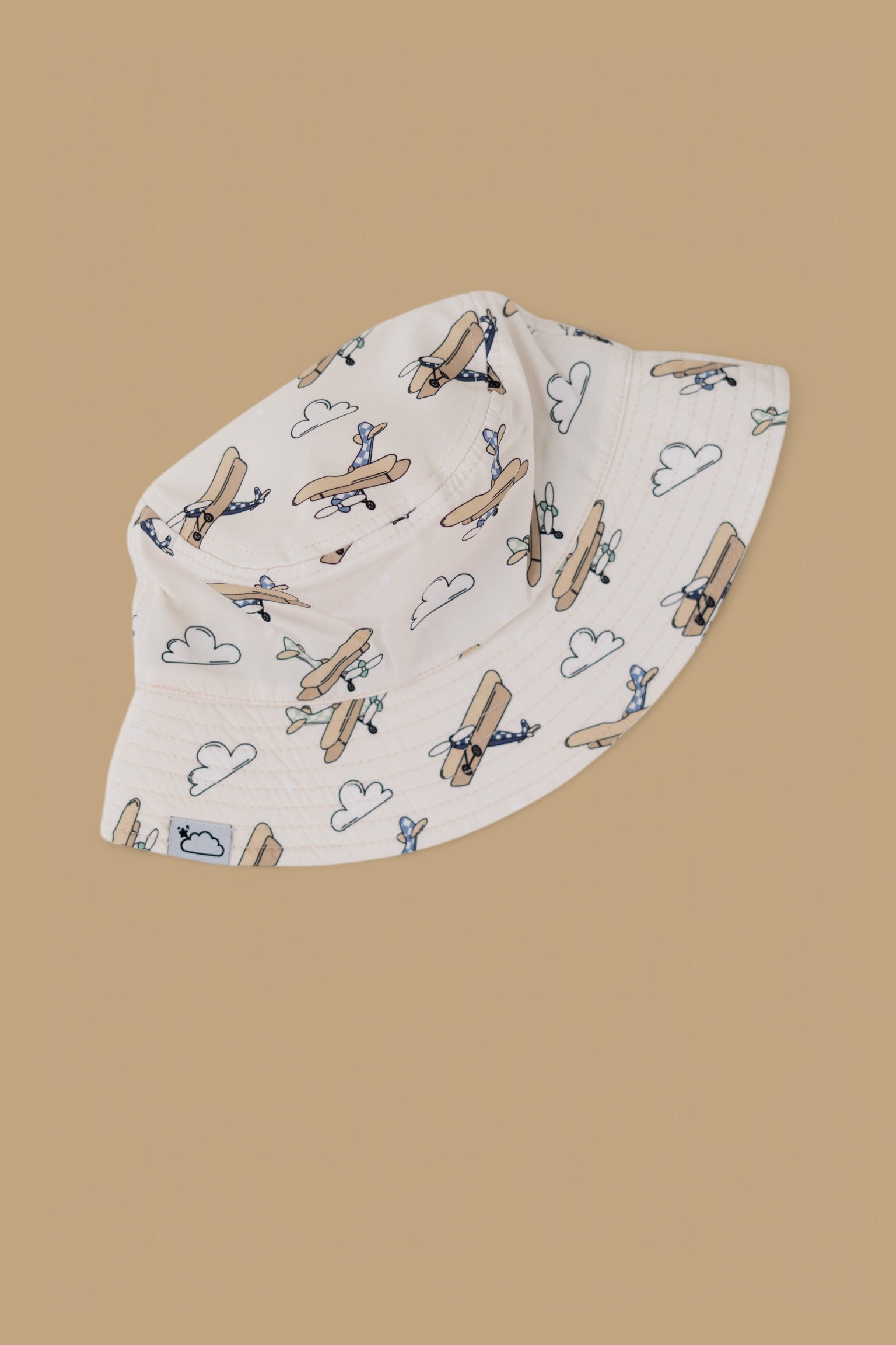 PLANE FUN DREAM BUCKET HAT