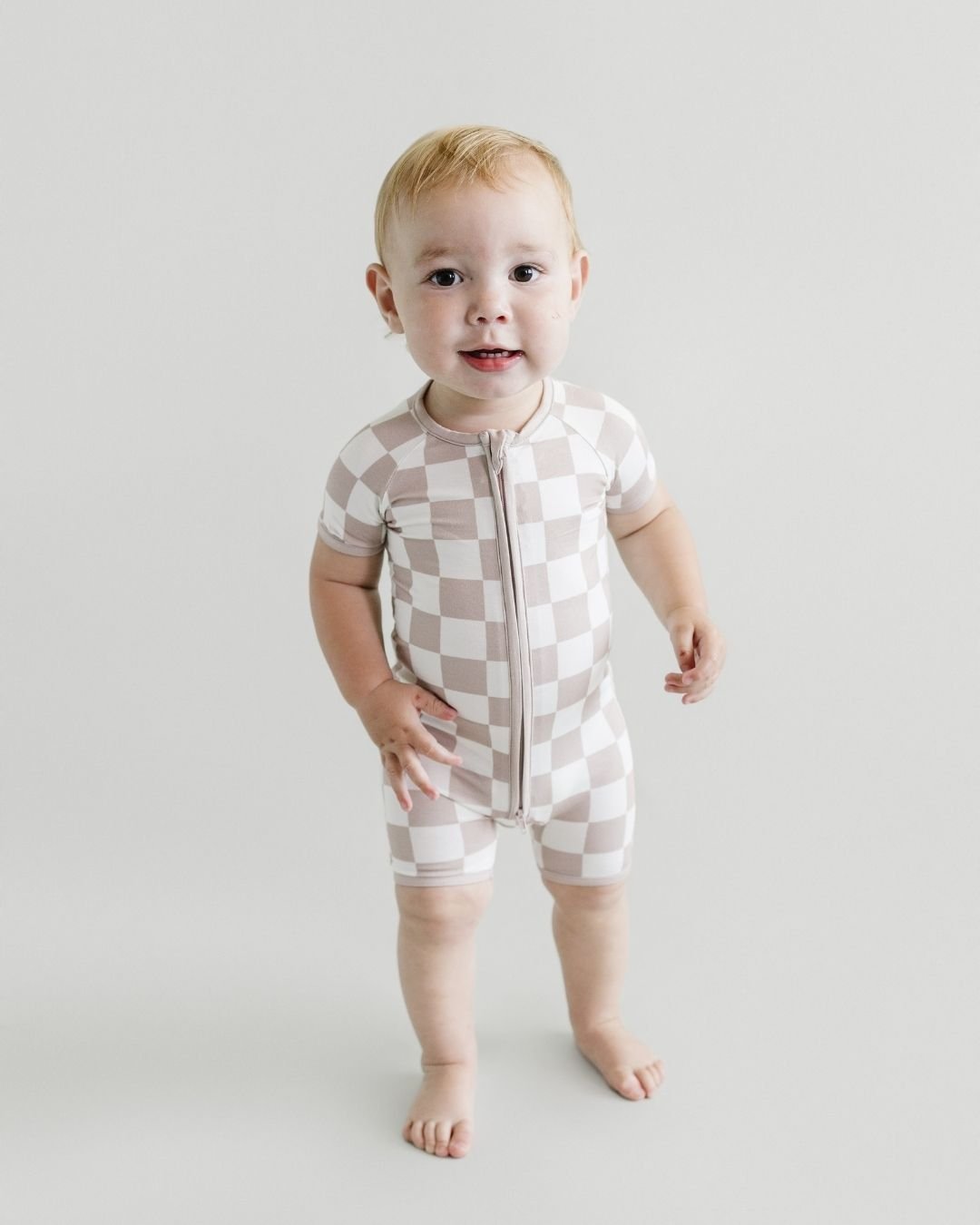 bamboo-shorty-romper-latte-checkered-583132.jpg