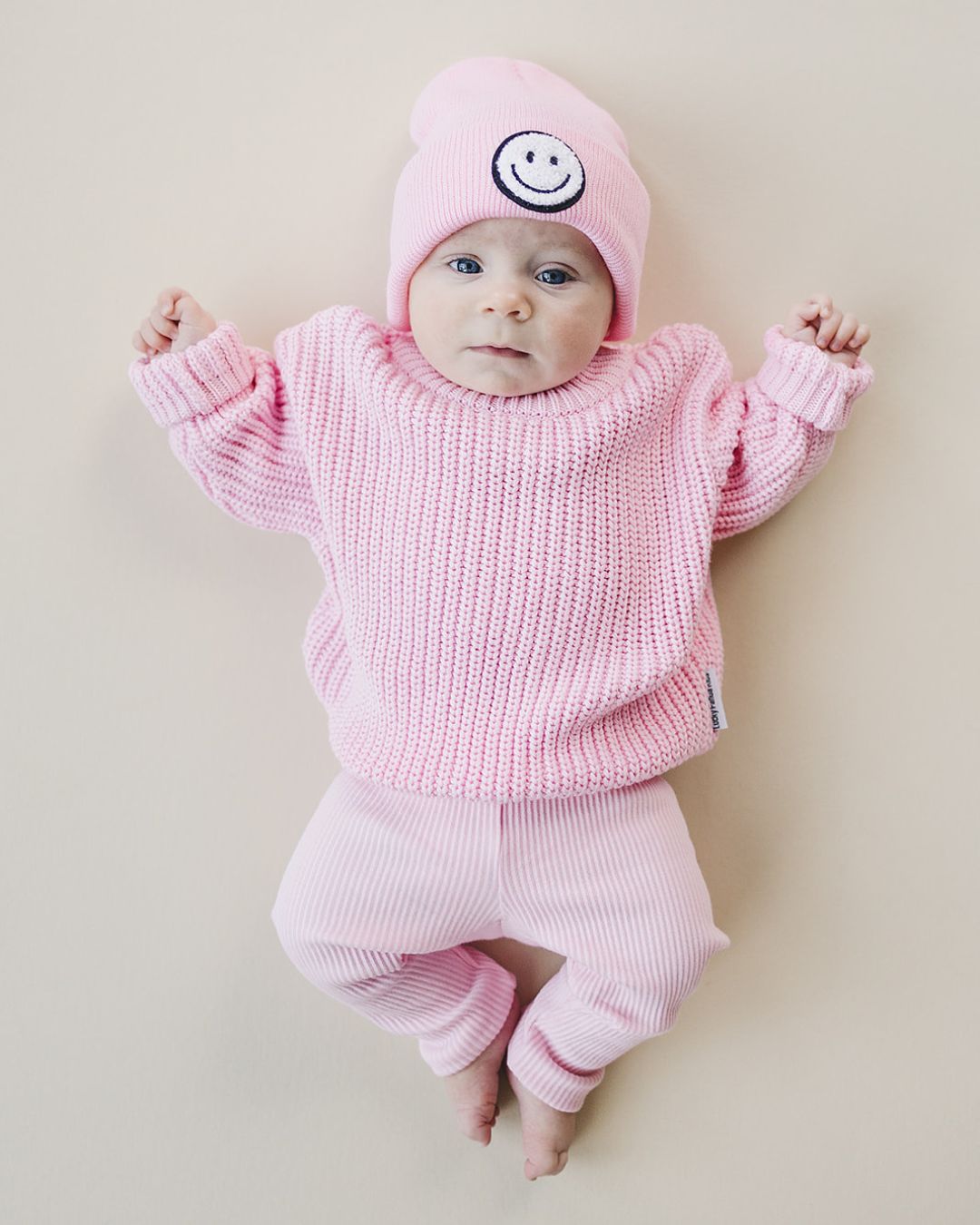 smiley-beanie-pink-231247.jpg