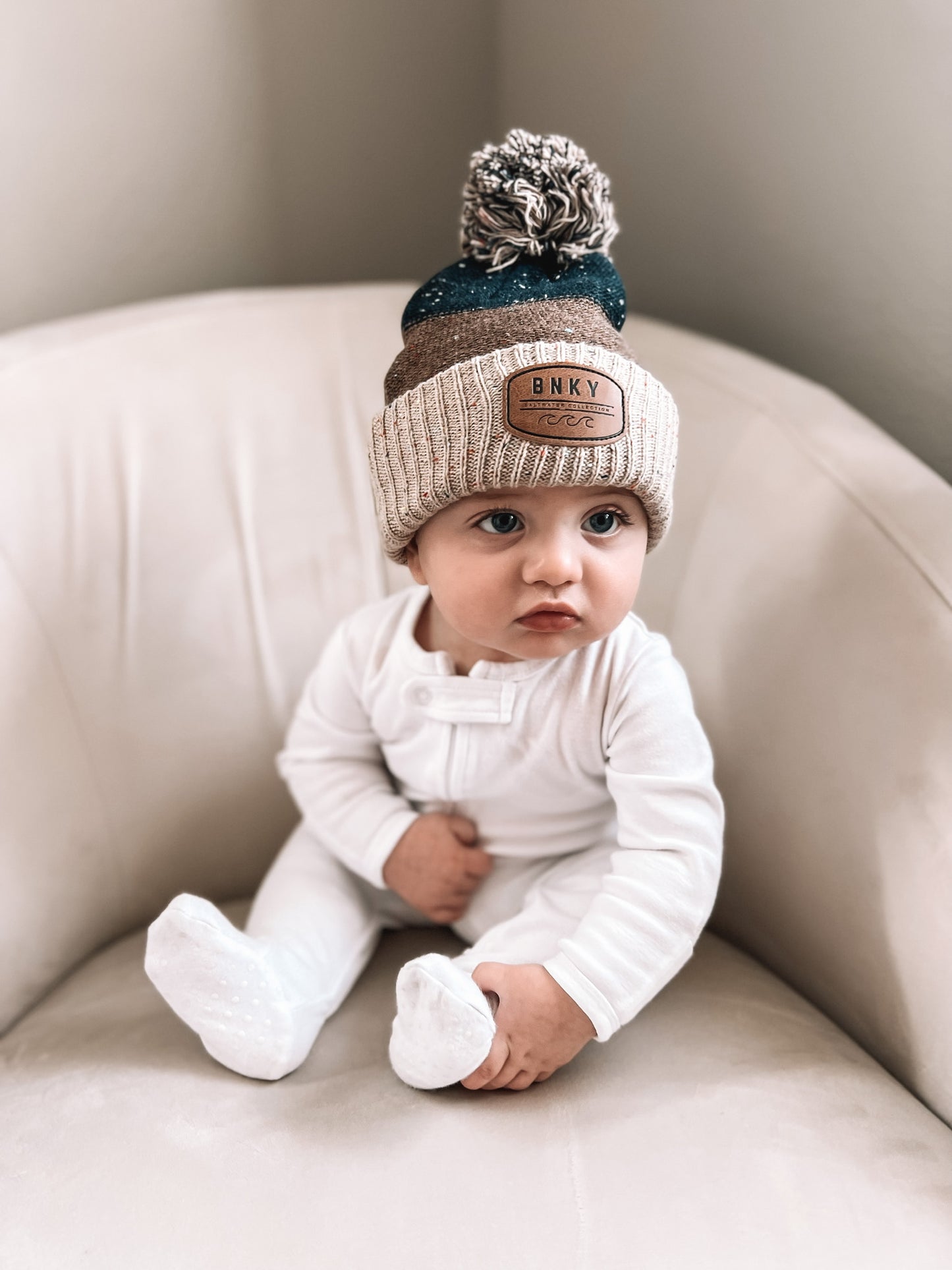 (restock) Hayes Footie | Snow