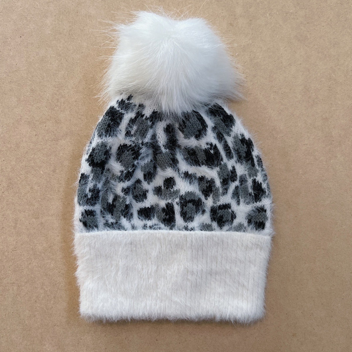 IVORY | Leopard beanie