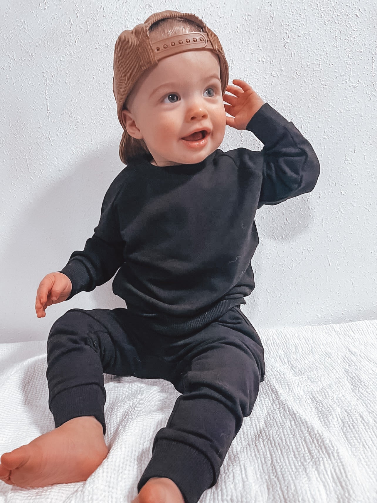 Britton Sweater | Black