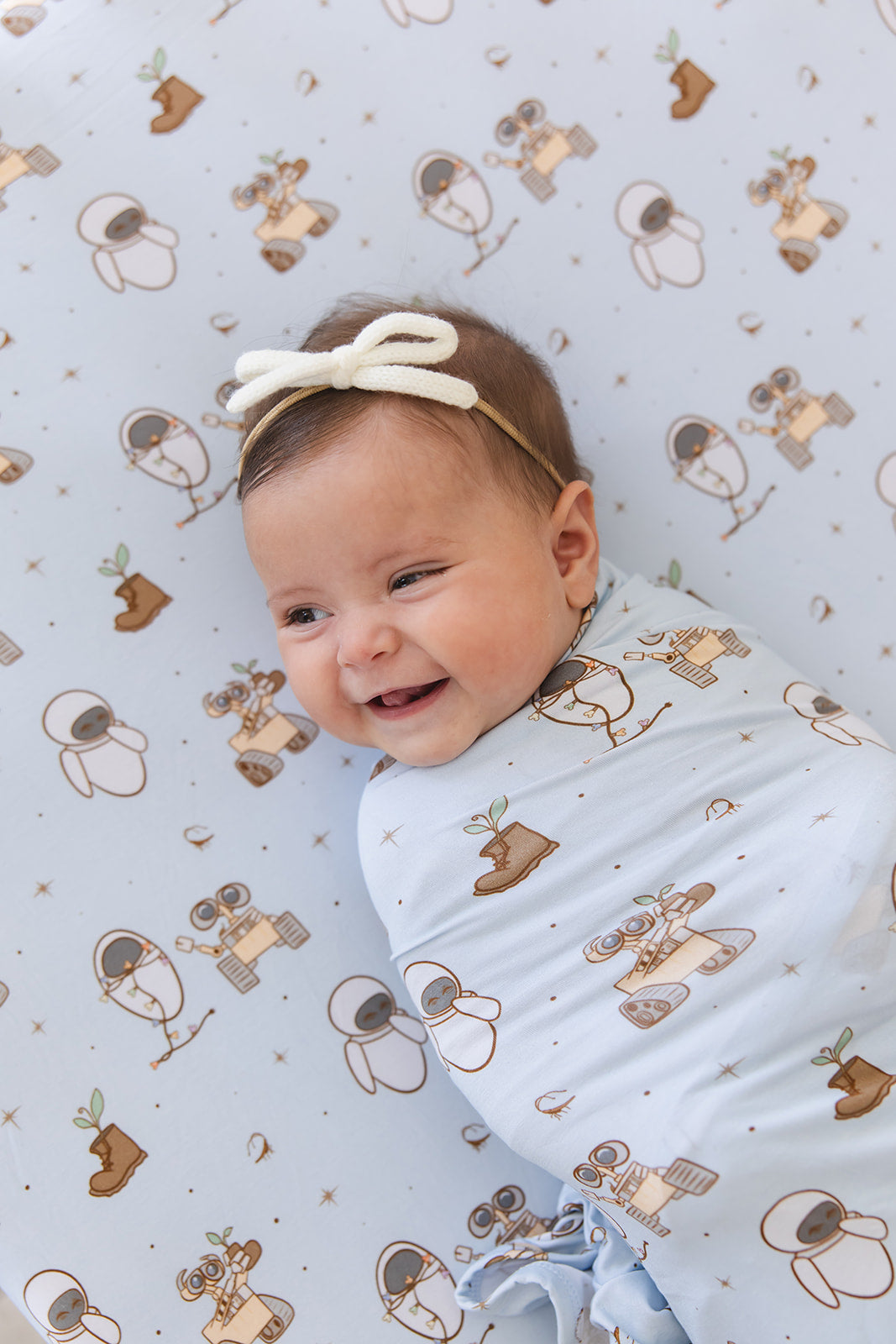 Trash Planet - Lightweight Blanket