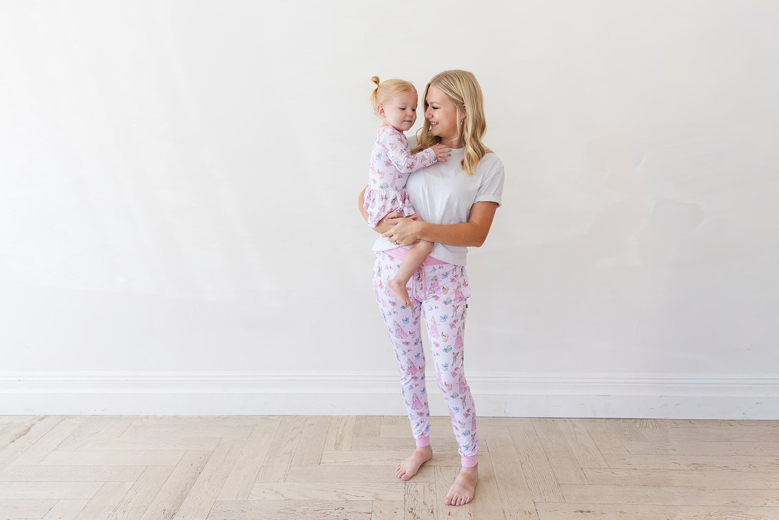 Rose - Women's Jogger