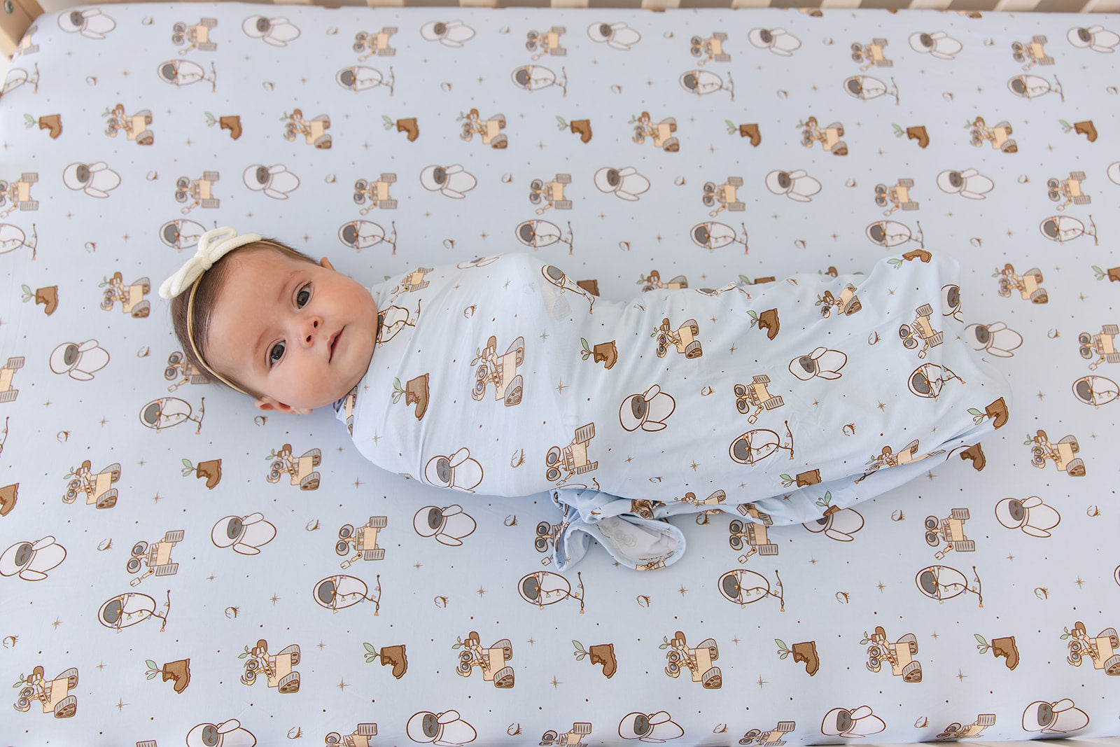 Trash Planet - Lightweight Blanket