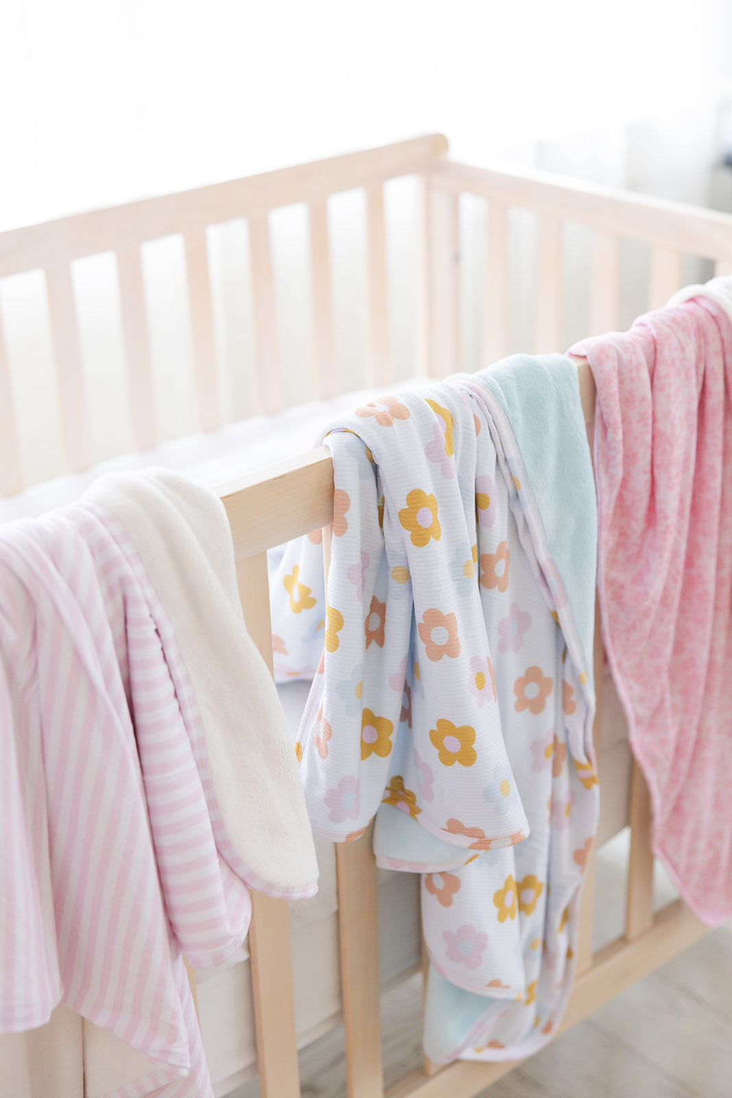 Daizzzy (ribbed) - Plush Blanket