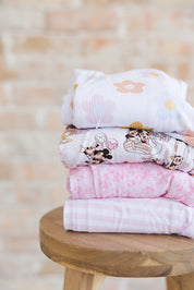 Daizzzy (ribbed) - Plush Blanket