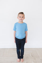 (SOLID) Paradise Falls - Everyday Tee