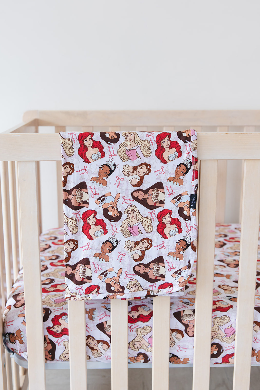 The Bow Collective - Lightweight Blanket