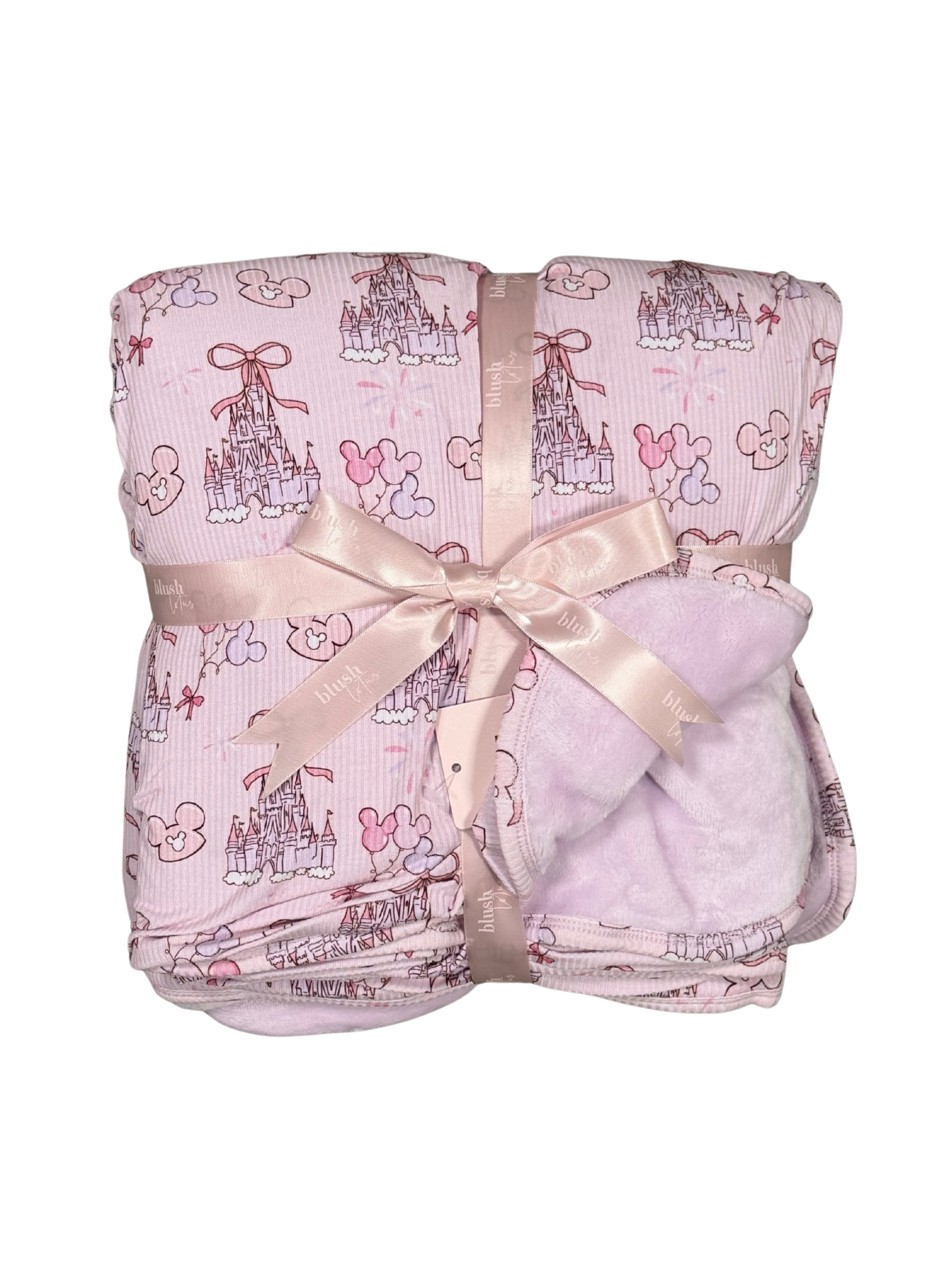 Coquette Castles (ribbed) - Plush Blanket