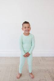 (SOLID, ribbed) Lion Around - Set