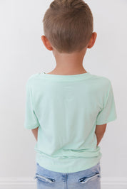 (SOLID, ribbed) Lion Around - Everyday Tee