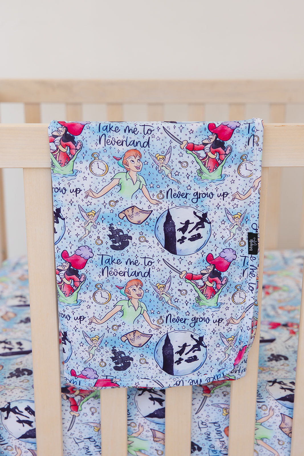 Neverland - Lightweight Blanket