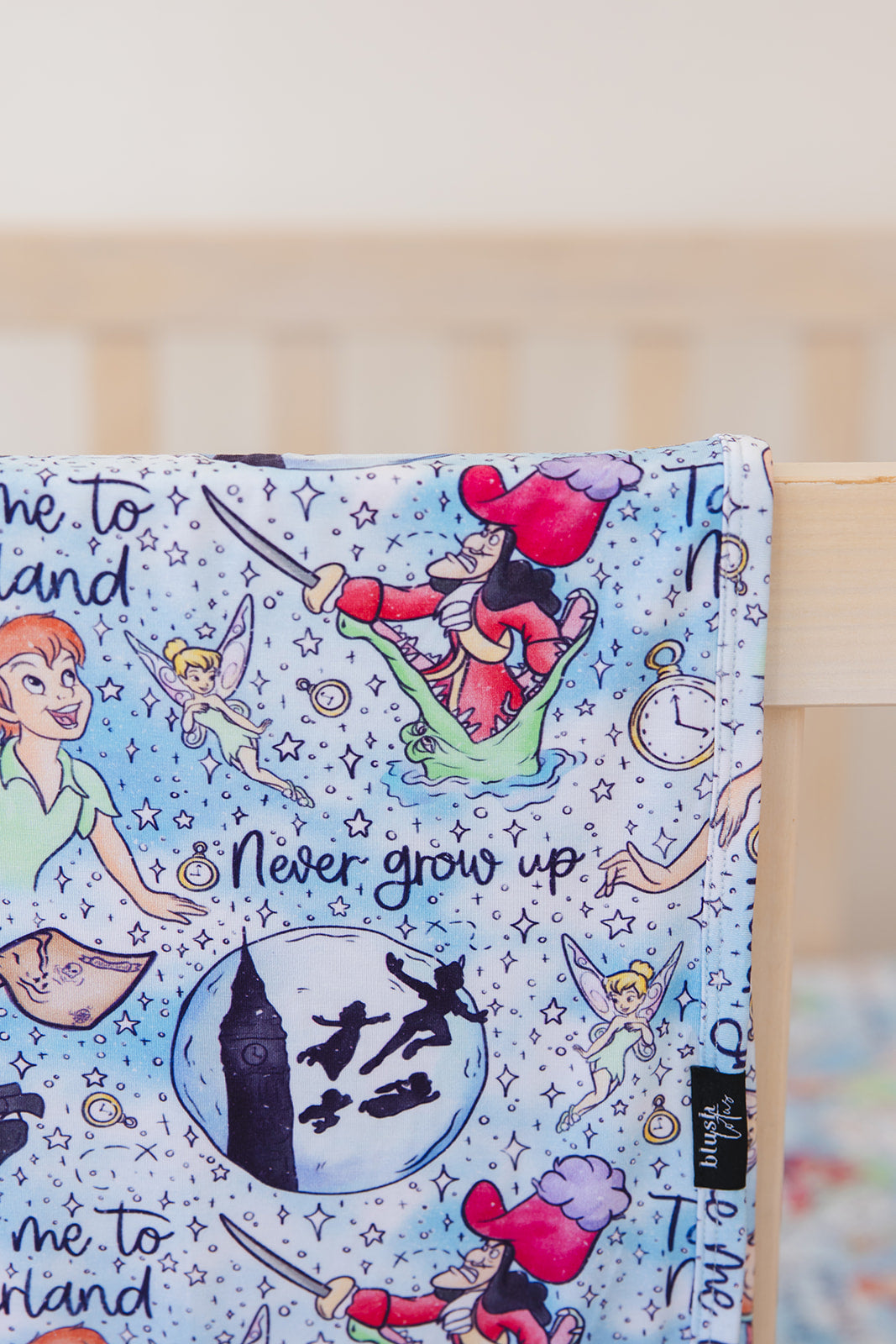 Neverland - Lightweight Blanket