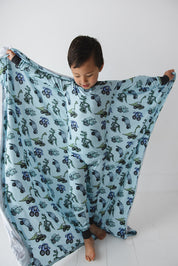 Emilio - Lightweight Blanket