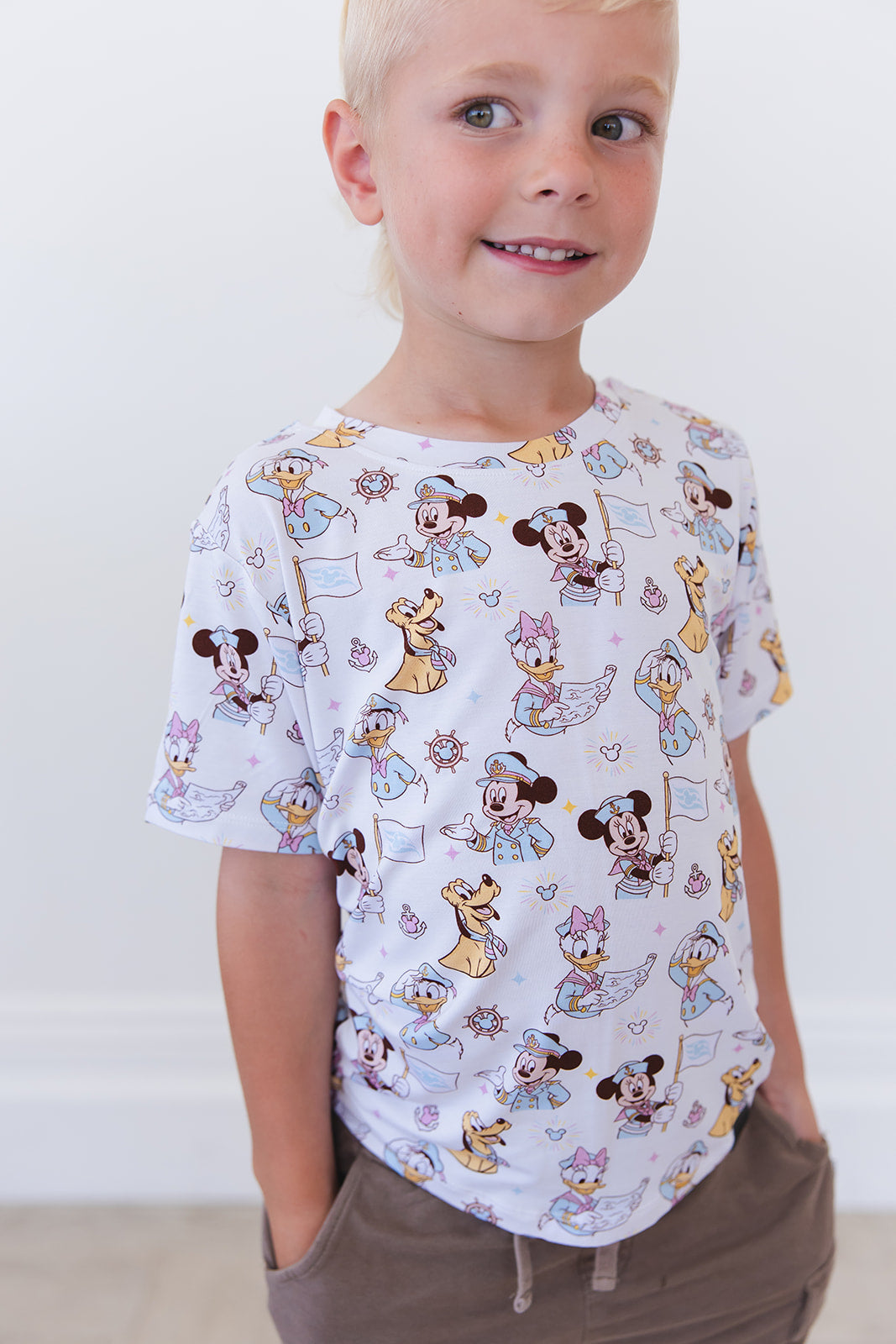 Adventure Ahoy - Everyday Tee