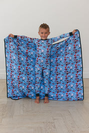 Webs UP - Quilted Blanket