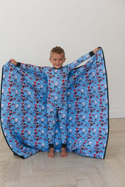 Webs UP - Quilted Blanket