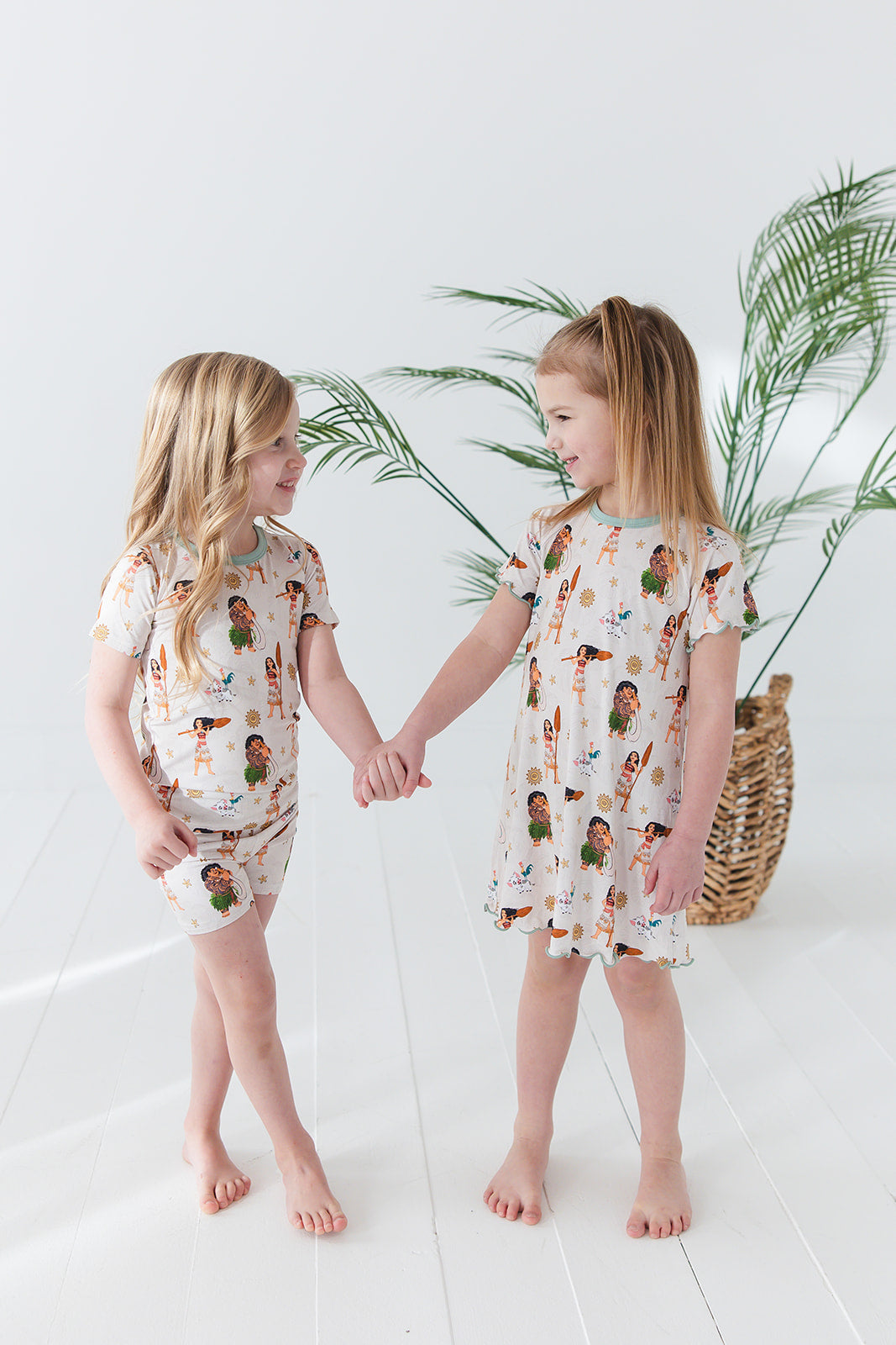 Voyage: Short Set