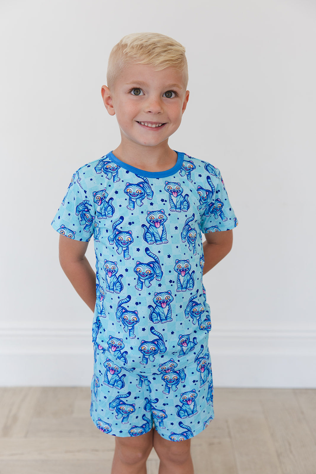Spirit Tiger - Pocket Short Set