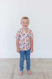 HOWL-O-WEEN - Everyday Tee