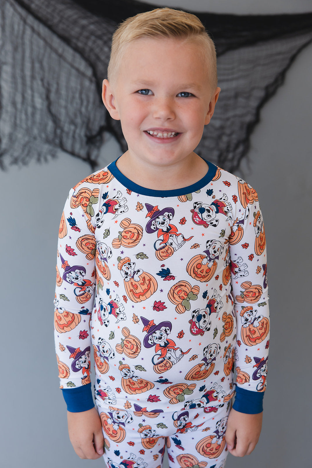 HOWL-O-WEEN- Set