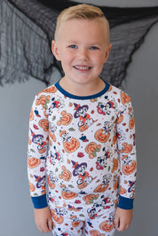 HOWL-O-WEEN- Set