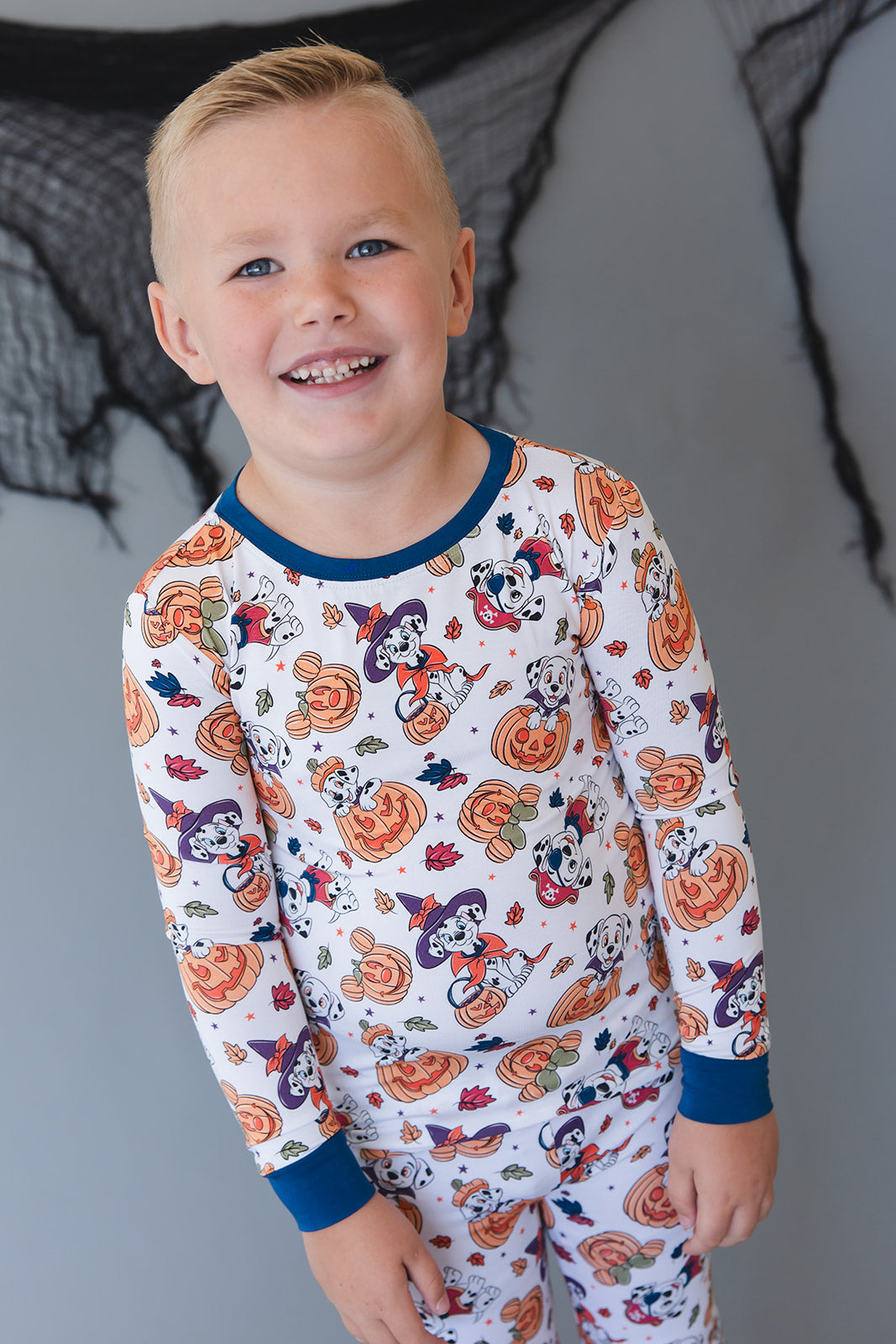 HOWL-O-WEEN- Set