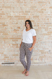 WILD - Women's Jogger