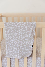 Calista - Lightweight Blanket
