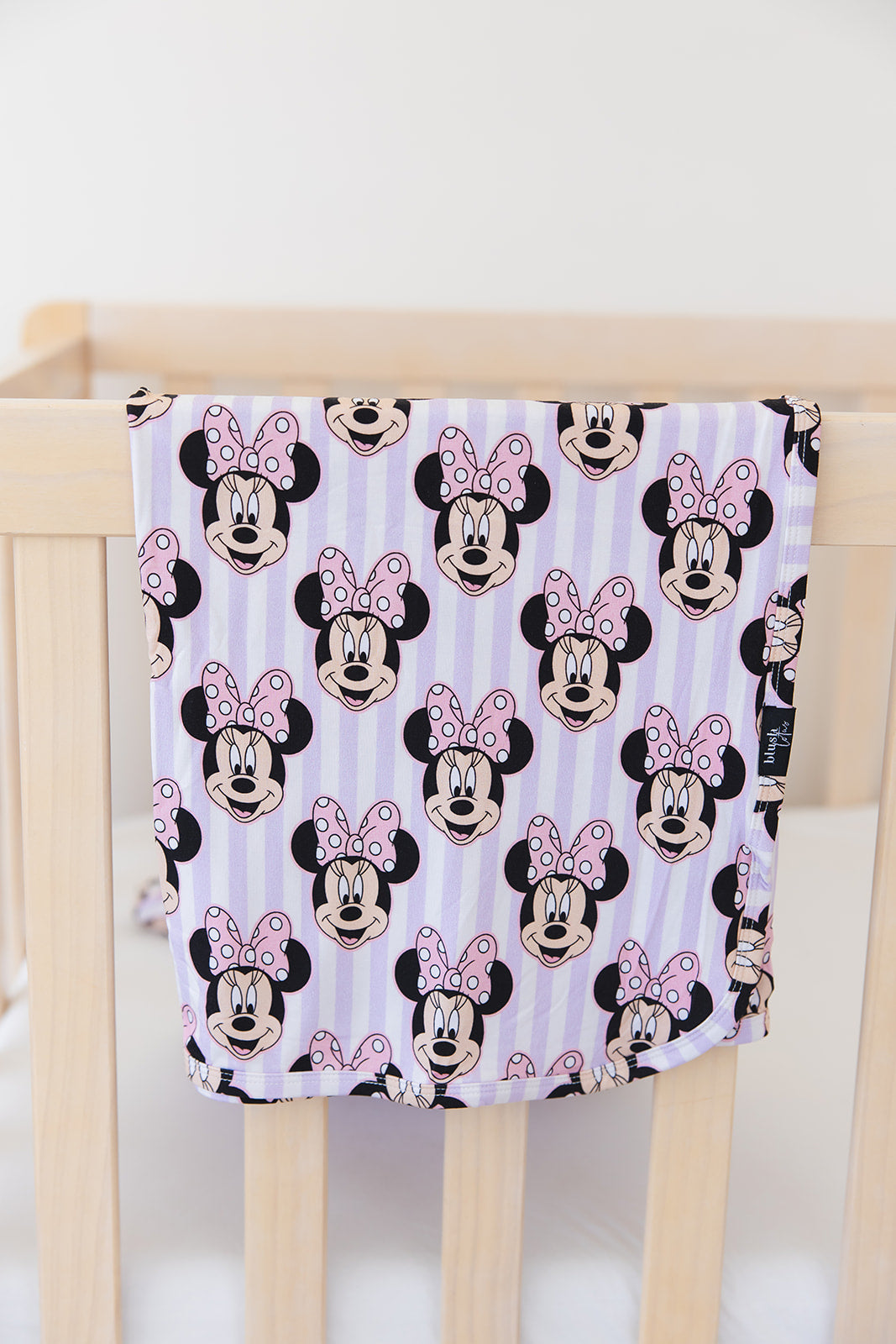 Minnie - Lightweight Blanket