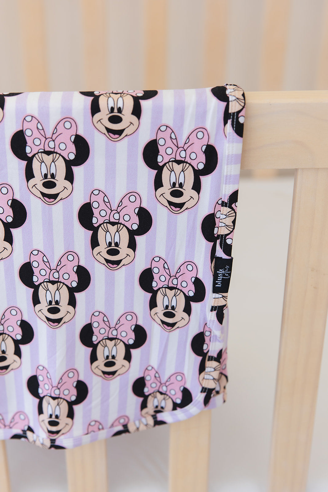 Minnie - Lightweight Blanket