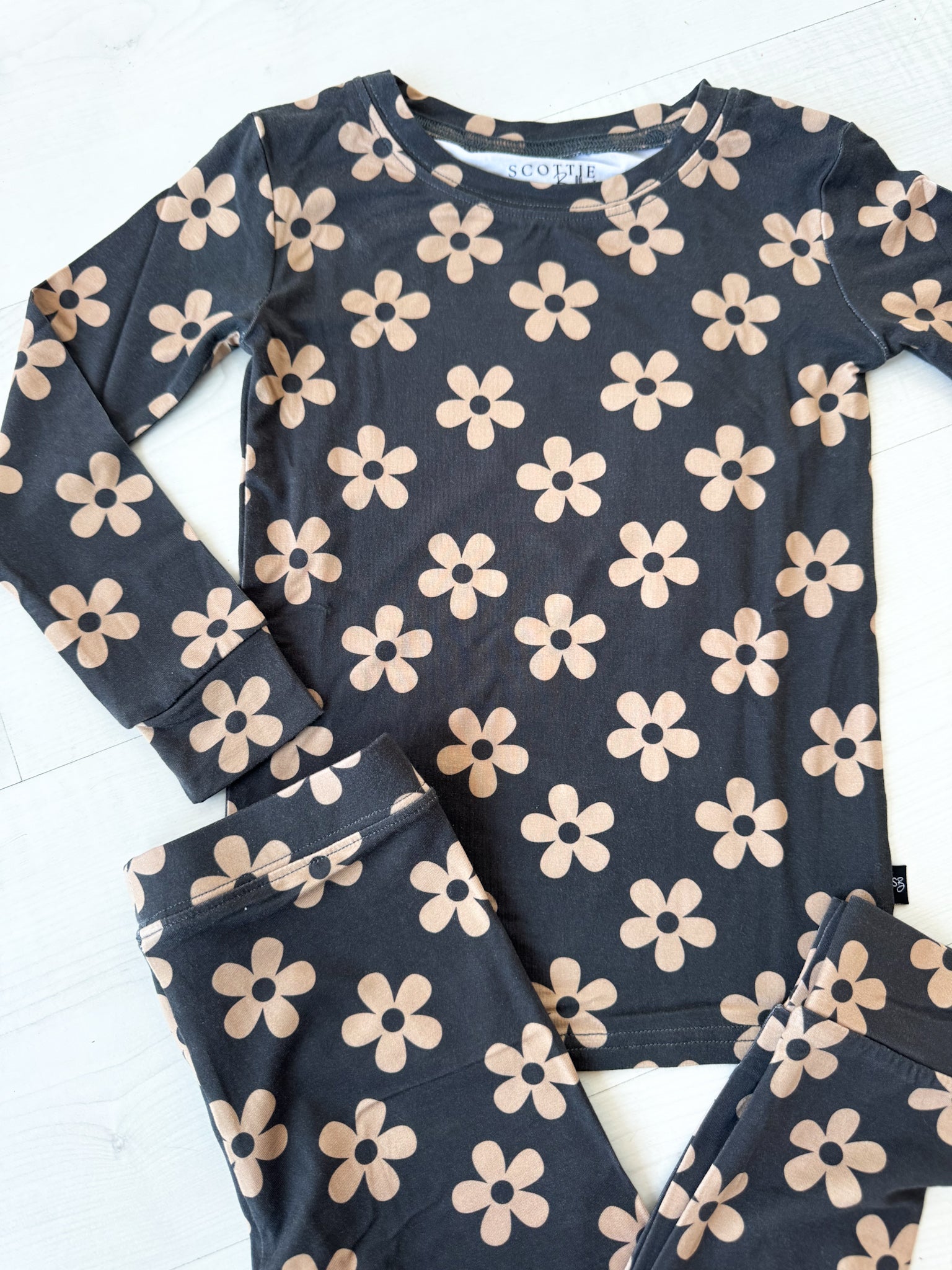 Bloom: 2 Piece Set