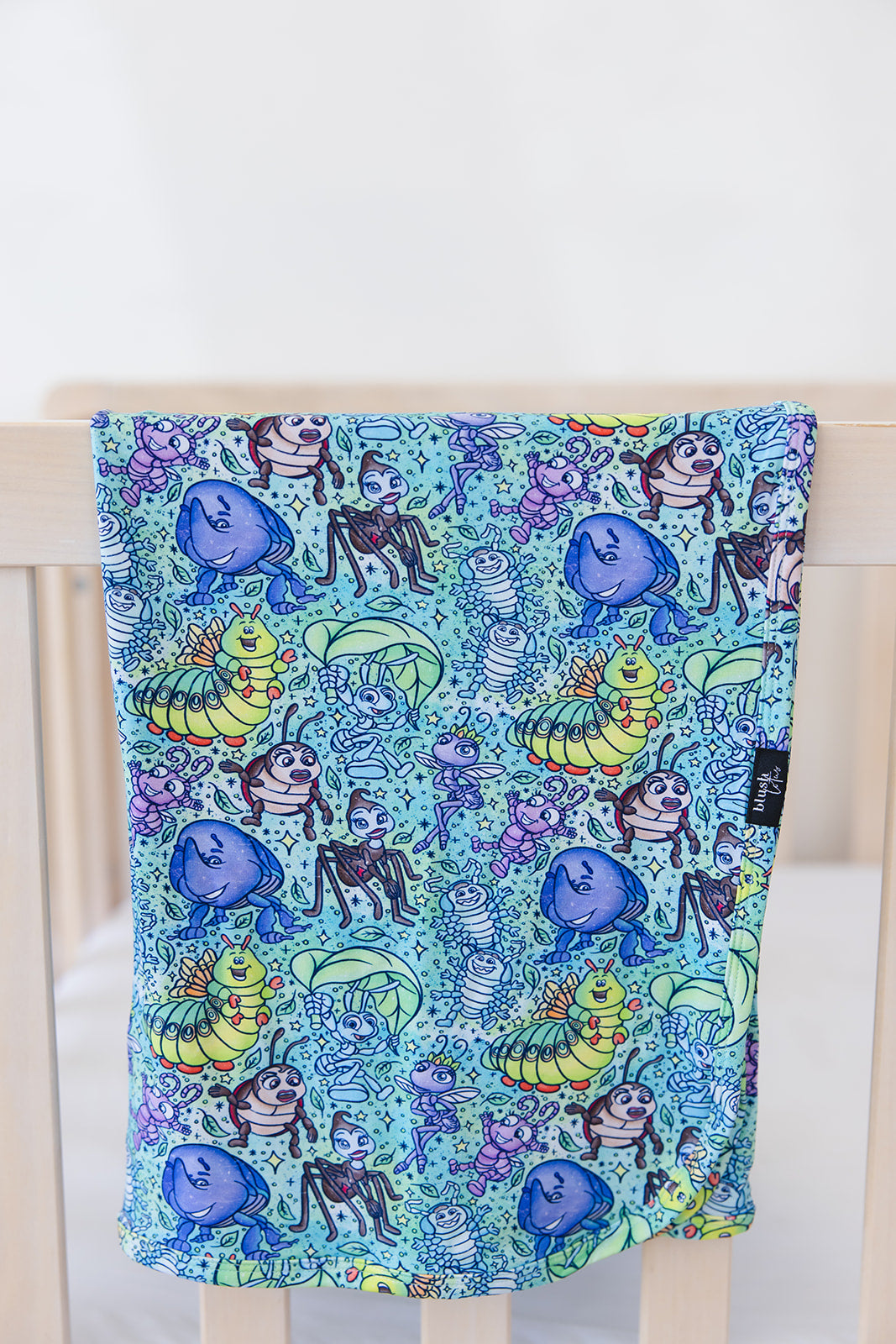 Bugs - Lightweight Blanket