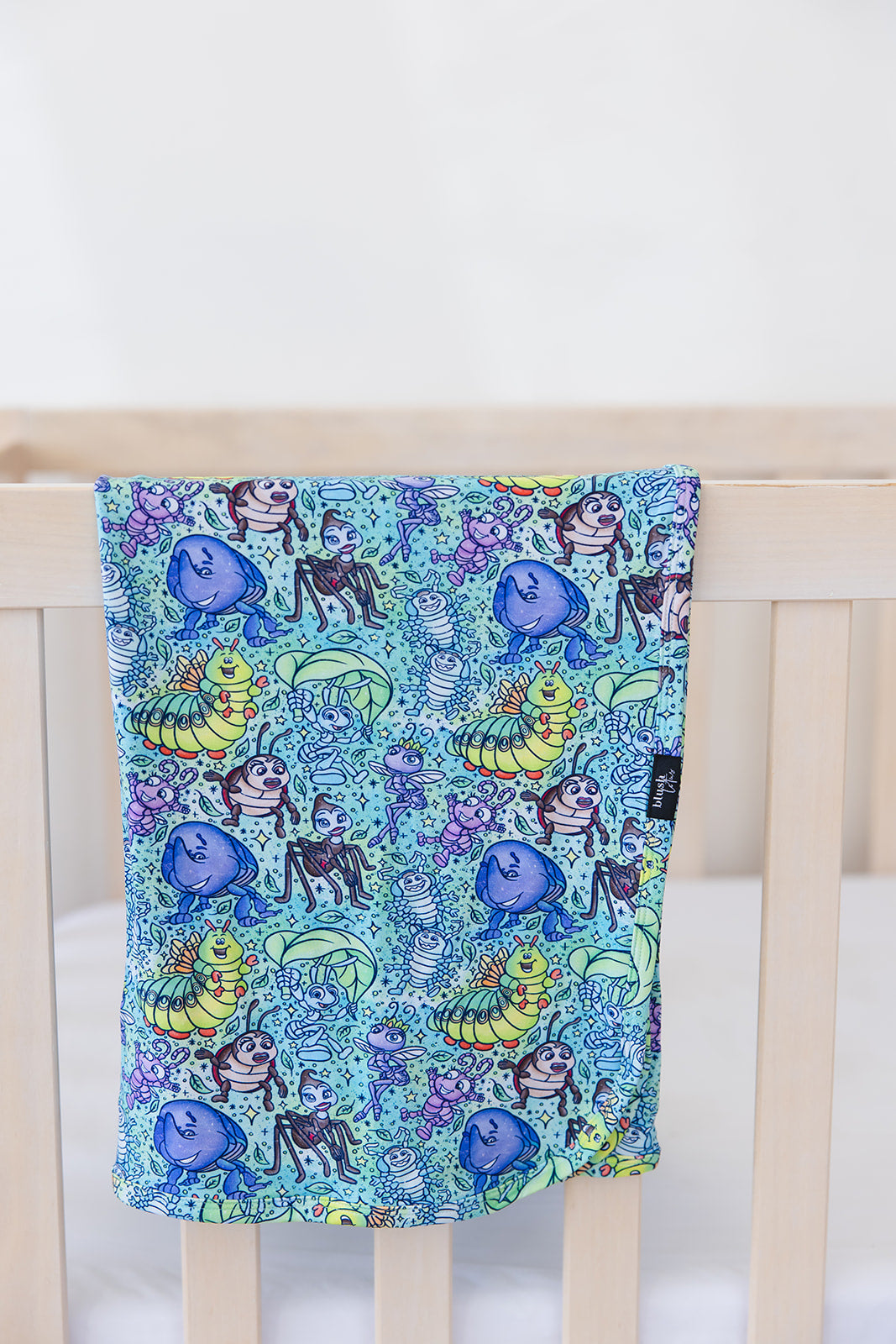 Bugs - Lightweight Blanket