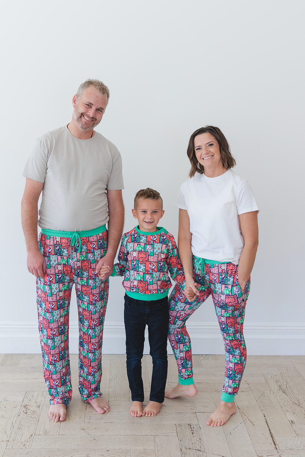 Saving Christmas - Women's Jogger