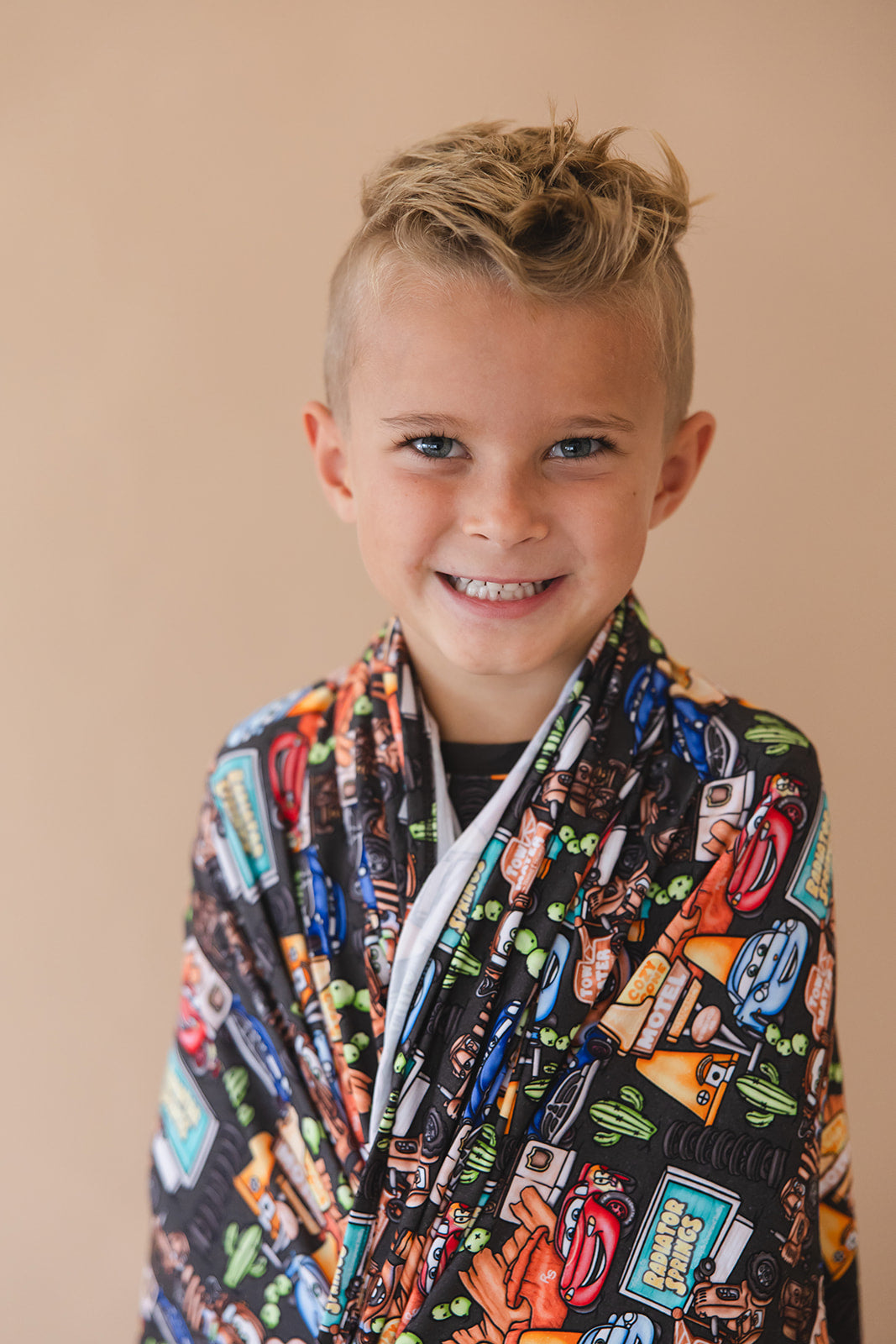 Cozy Cone Adventures - Lightweight Blanket