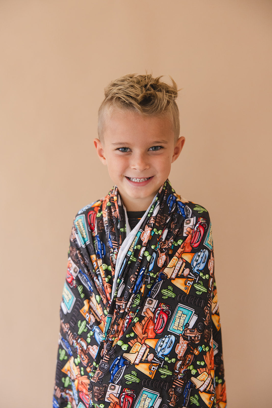 Cozy Cone Adventures - Lightweight Blanket