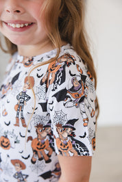 Howdy Boo - Everyday Tee