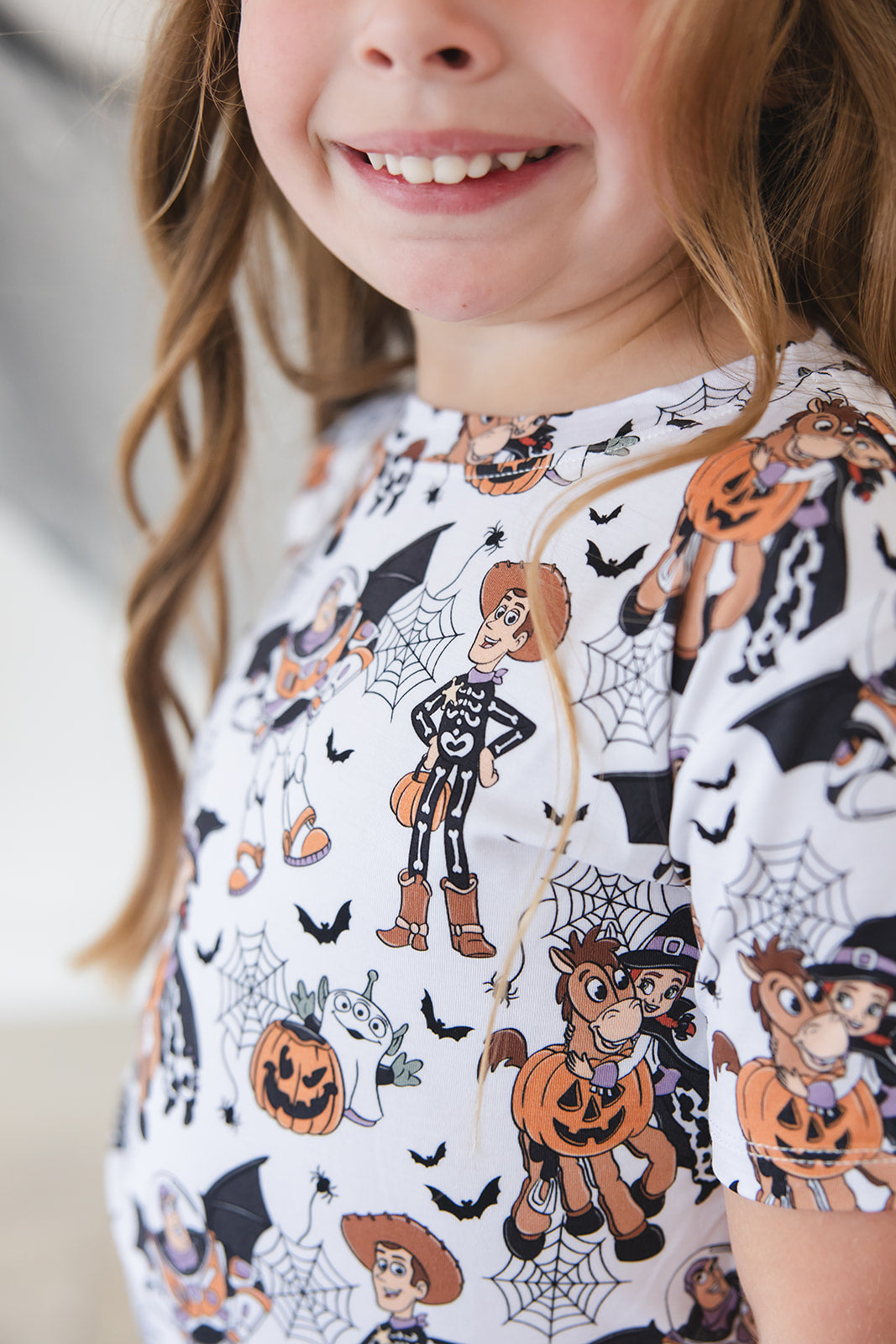Howdy Boo - Everyday Tee