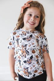 Howdy Boo - Everyday Tee